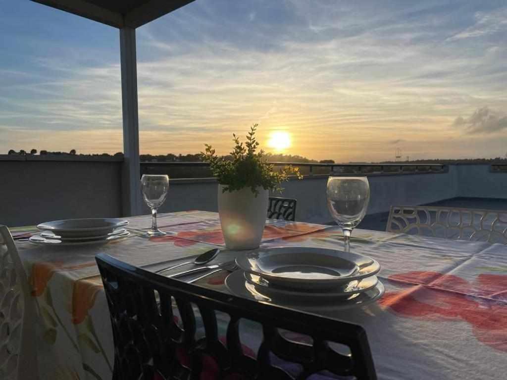 Aimar Atico Duplex Playa La Pineda Port Aventura Lejlighed Eksteriør billede